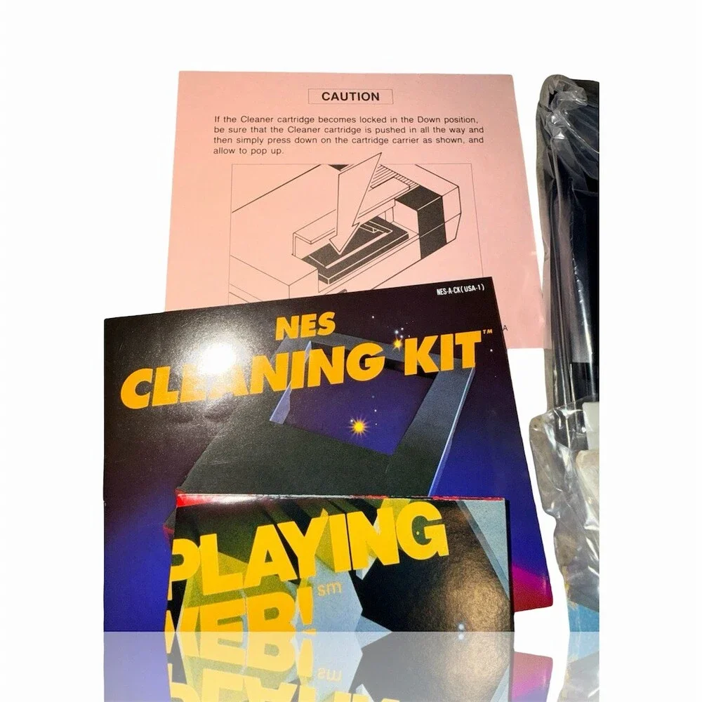 Nintendo Cleaning Kit Official Entertainment System Accessory w/ Box Deadstock